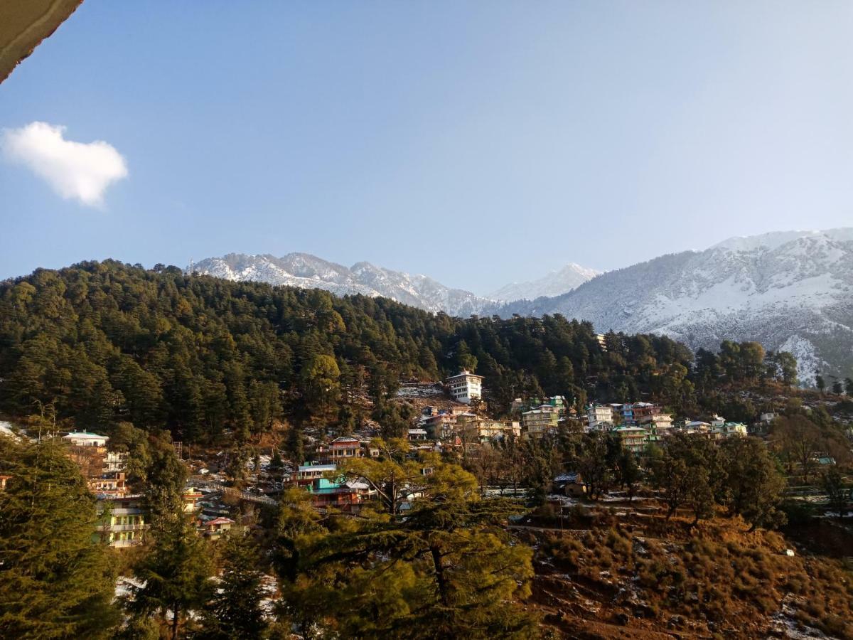 Hotel Pine Spring Dharamshala Exterior photo